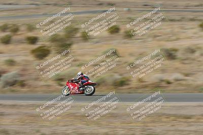 media/Apr-20-2025-AHRMA (Sun) [[393a79c373]]/Race/Group 11 early race/Turn 4b/